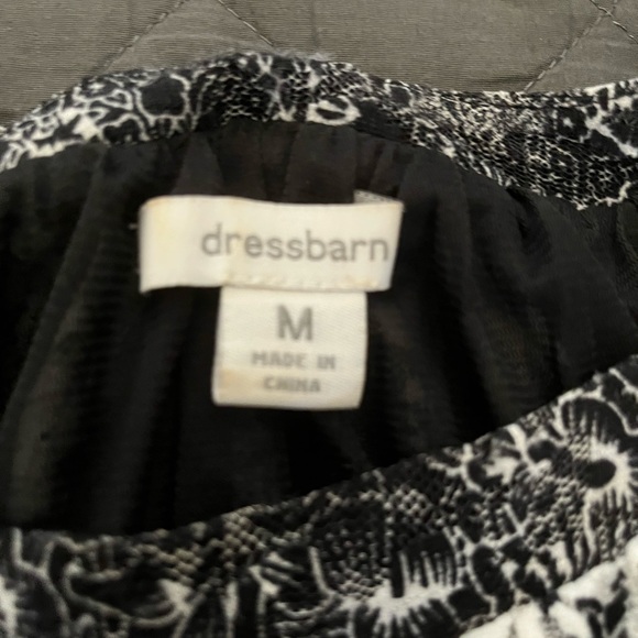 Beautiful black and white stylish blouse - Picture 3 of 3